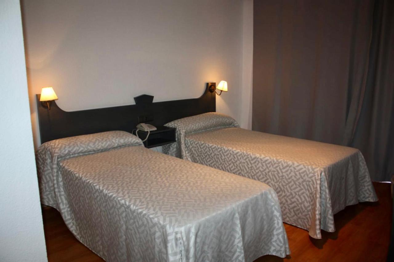 Hotel Lisboa Badajoz Exterior photo